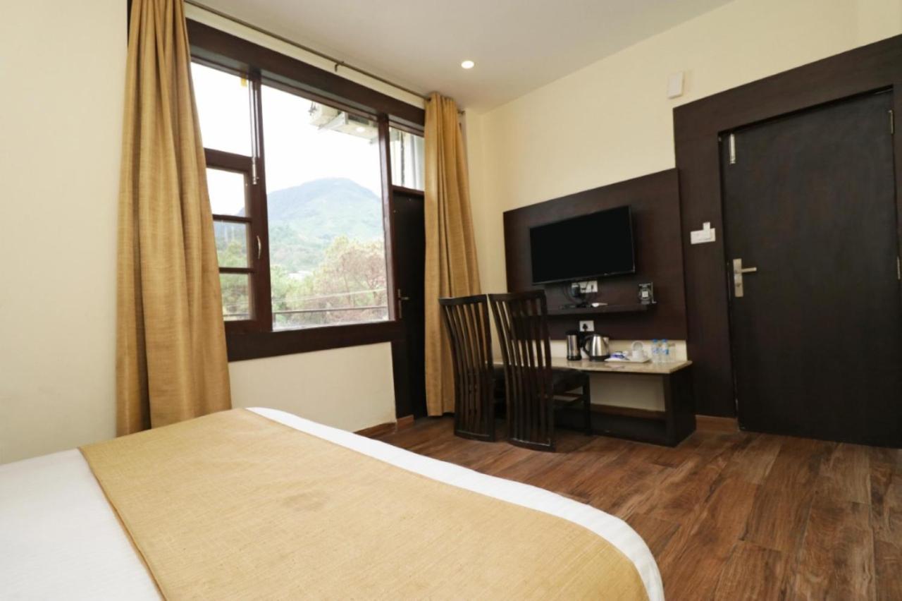 Hotel Mirage Residency - Hill View Hotel In Дармсала Екстер'єр фото