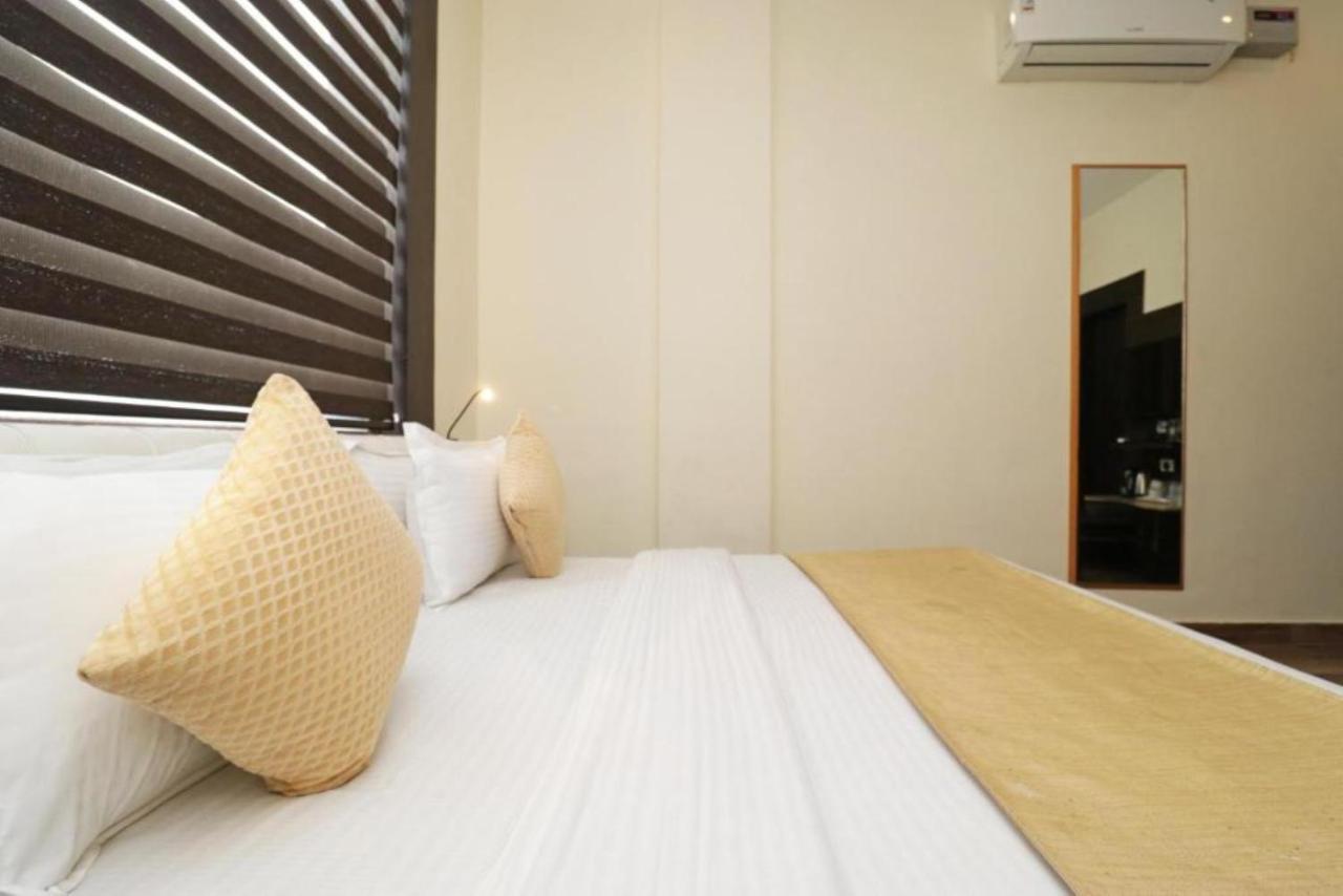Hotel Mirage Residency - Hill View Hotel In Дармсала Екстер'єр фото